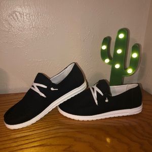 Women’s hey dude look alikes